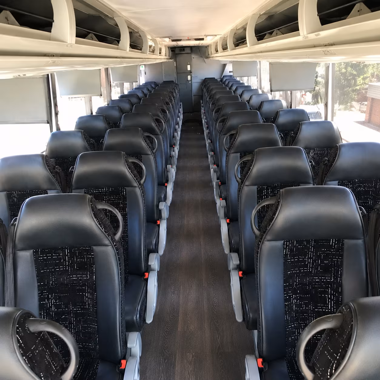 knoxville charter bus services inside
